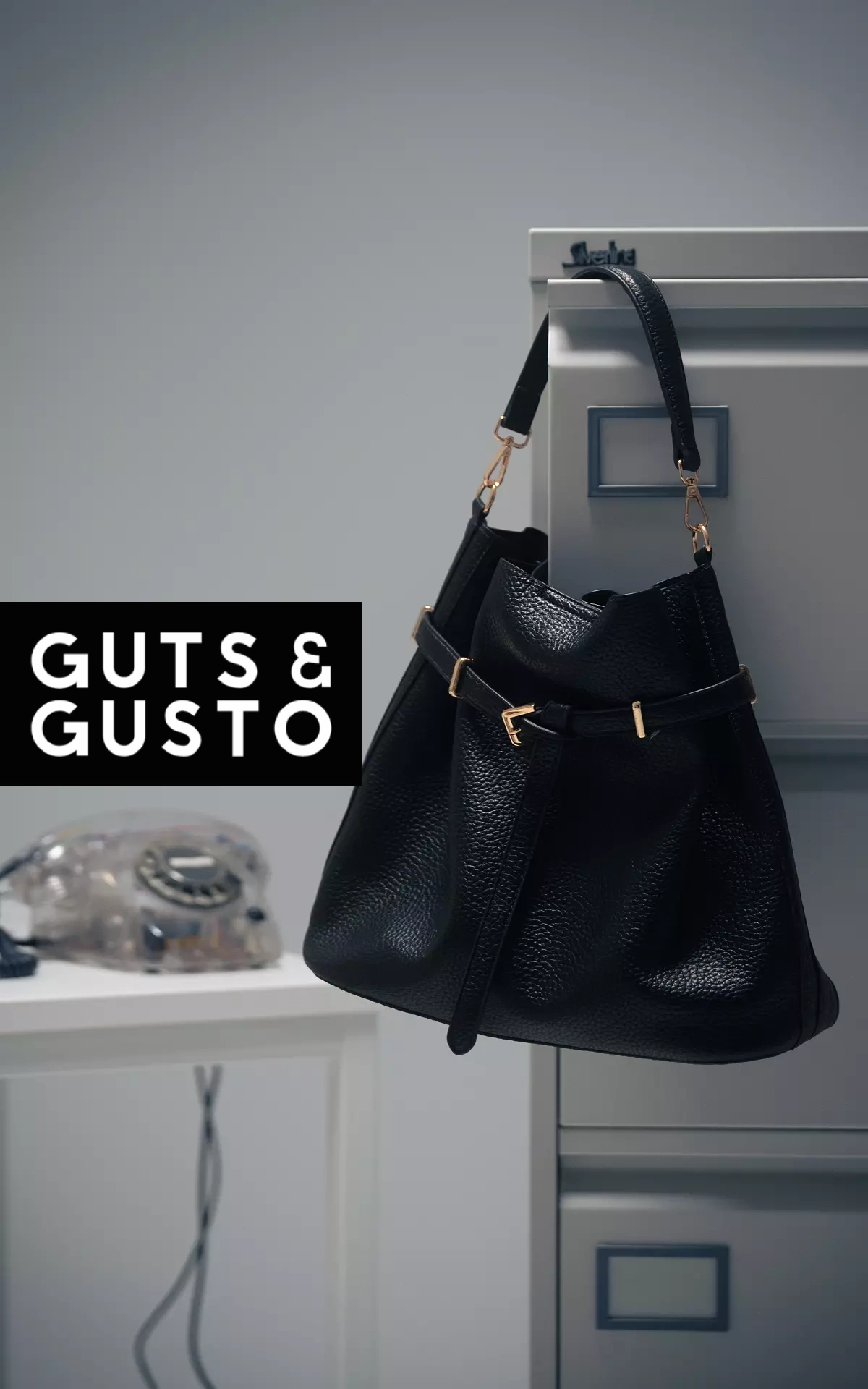 Schultertasche Schwarz Guts Gusto
